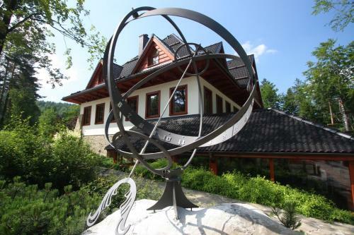 Hotel Pokoje W Ober?y Czarny Gro?