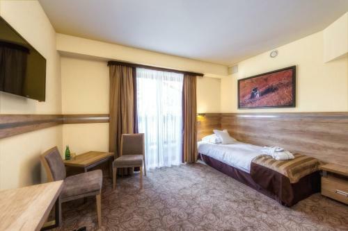 Hostal Hotel & Spa Czarny Gro?