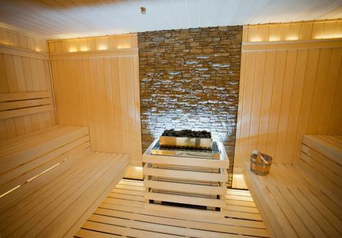 Hostal Hotel & Spa Czarny Gro?