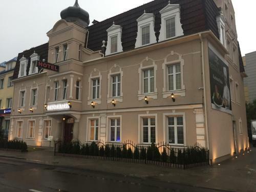 Hotel Diamond W Bia?ym Dworku