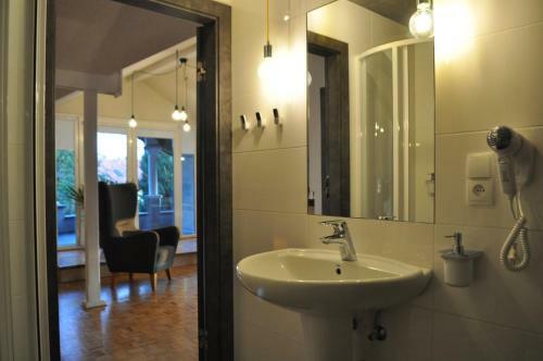 Hostal Pokoje Zimna Woda