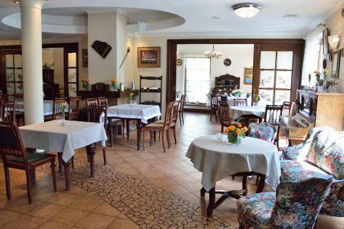 Hotel Go?ciniec Sucholeski