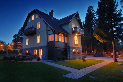 Hostal Poduszka Villa Grace
