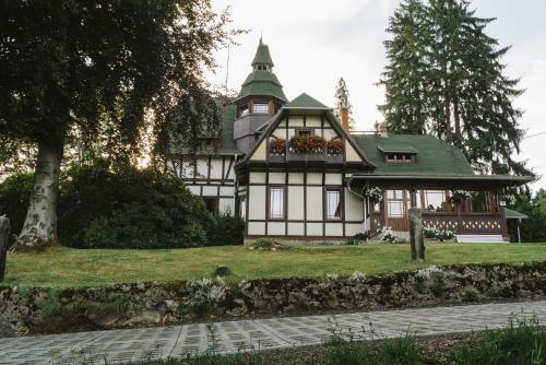 Hostal Weranda
