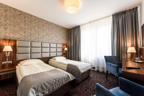 Hotel Nowy Dw�r