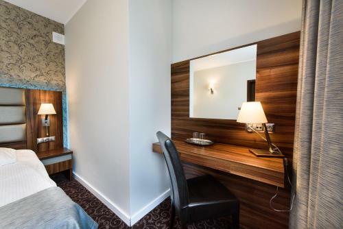Hotel Nowy Dw�r
