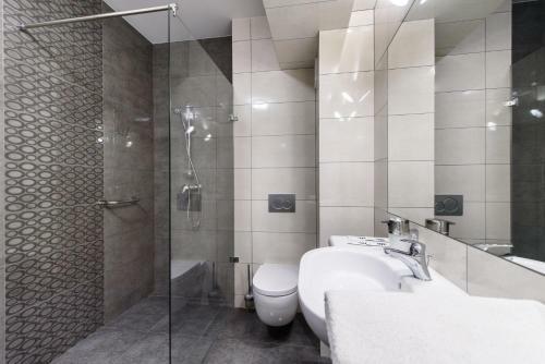 Hotel Nowy Dw�r