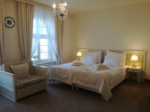 Hotel Spa Akacjowy Dw�r