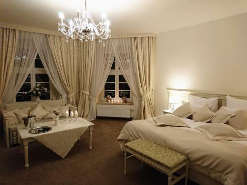 Hotel Spa Akacjowy Dw�r