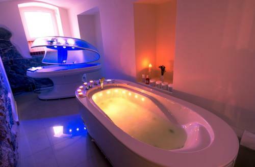 Hotel Spa Akacjowy Dw�r