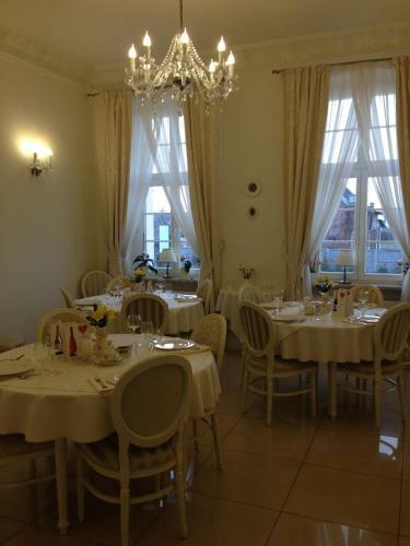 Hotel Spa Akacjowy Dw�r