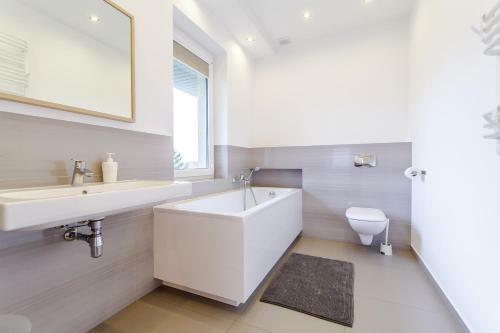 Equilibrium Apartments