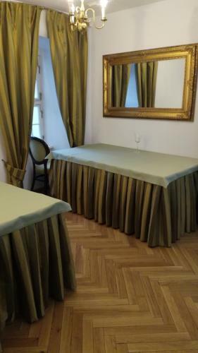 Hotel Pa?ac ?ag�w