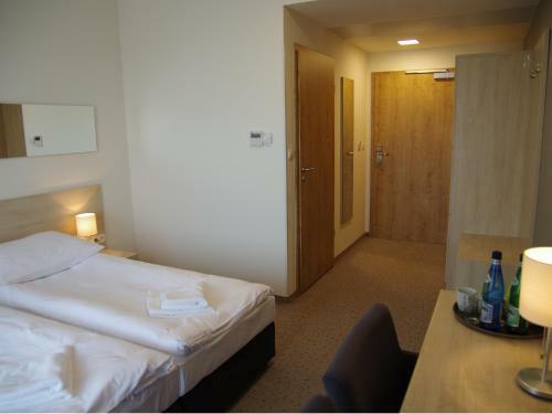 Hotel Uniej�w