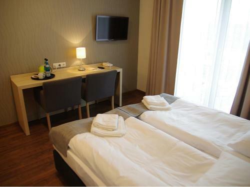 Hotel Uniej�w