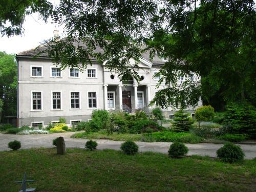 Bed & Breakfast Pa?ac S?awnikowice