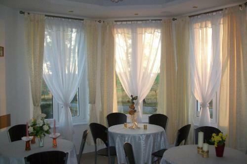 Hotel Biesiadny Dworek