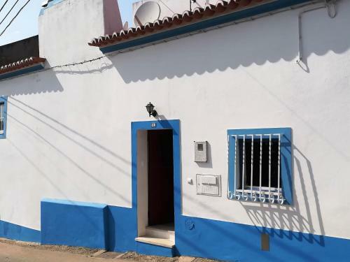 Bed & Breakfast Aloendro Blue Residence