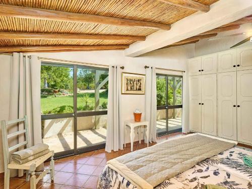 Azinhal E Amendoeira Villa Sleeps 6