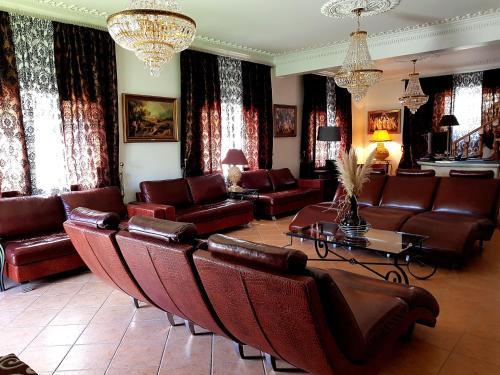 Silver Coast Villas & Apartments