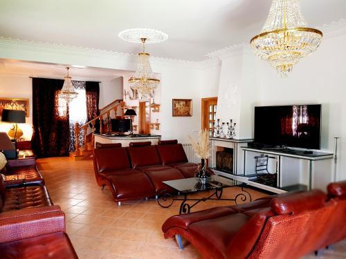 Silver Coast Villas & Apartments
