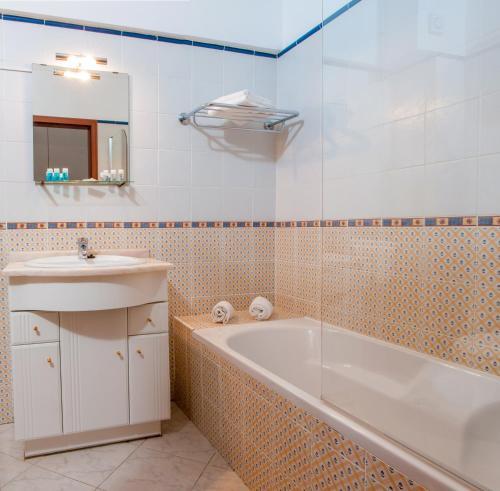 Hostal Estudios Salinas - Fuseta