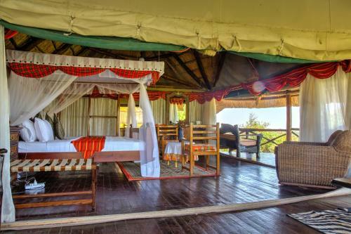 Lodge Manyara Wildlife Safari Camp