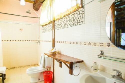 Lodge Manyara Wildlife Safari Camp