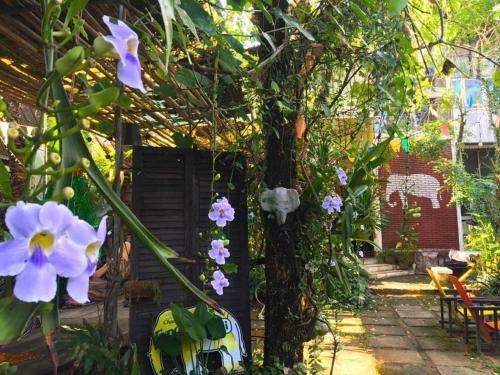 Posada Artist's Place Trat