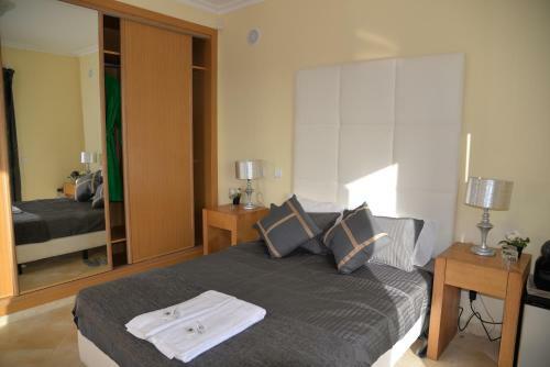 Bed & Breakfast Arrifana Destination Boutique