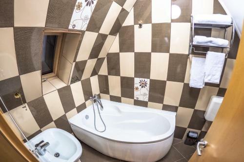 Hostal Shard Boutique Hotel