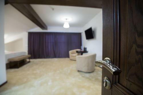 Hostal Bran Monte Crai Chalet