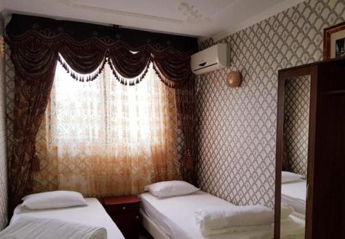 Edy's Royal Hotel Braila