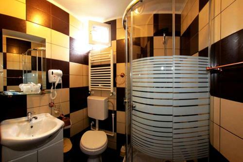 Hostal Pensiunea Adriano