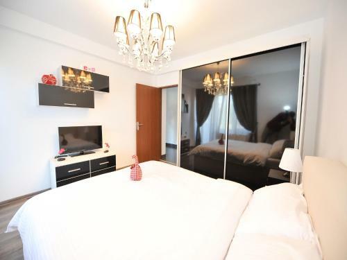 Casa Bella Apartments