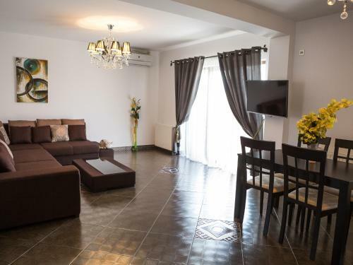 Casa Bella Apartments