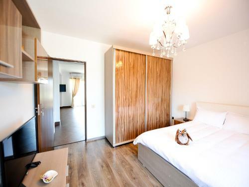 Casa Bella Apartments