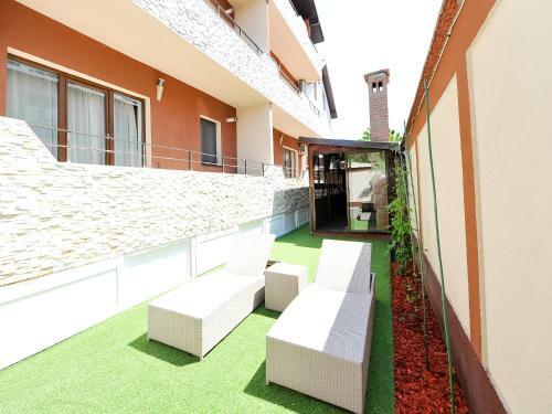 Casa Bella Apartments