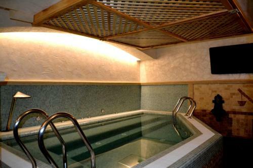 Hostal Pensiunea Bianca