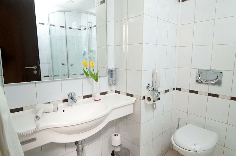 Hotel Rapsodia City Center