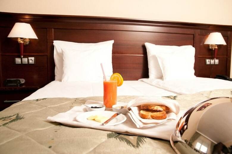 Hotel Rapsodia City Center