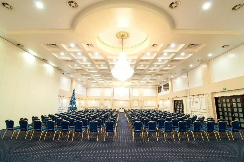 Hotel Rapsodia City Center