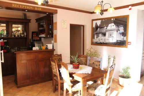 Hostal Pensiunea Korona