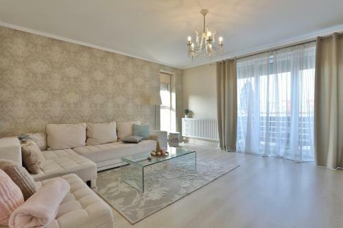 Ada Apartment B43