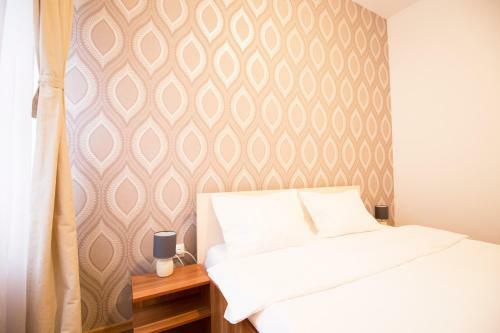 Sunny Old Town Apartment Brasov