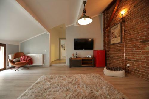 Sierra - Northstar Apartments