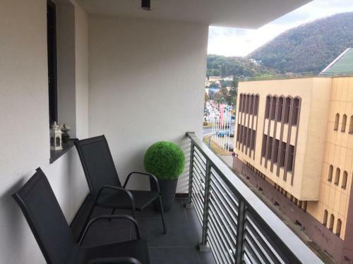 Flori De Iulie Aparthotel