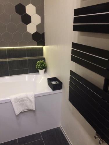 Flori De Iulie Aparthotel