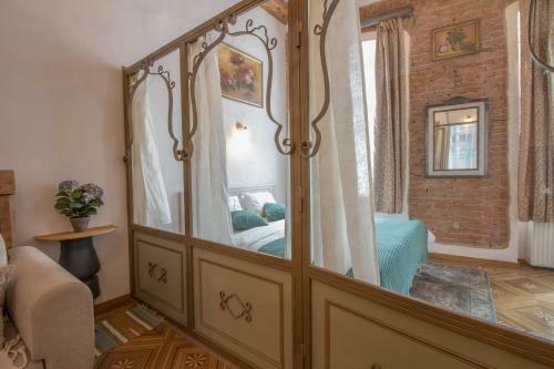 Bed & Breakfast 1881 Old City Apartments
