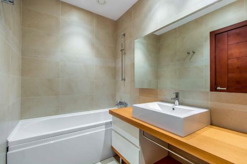 Luxury Apartment Bucharest Mall Area